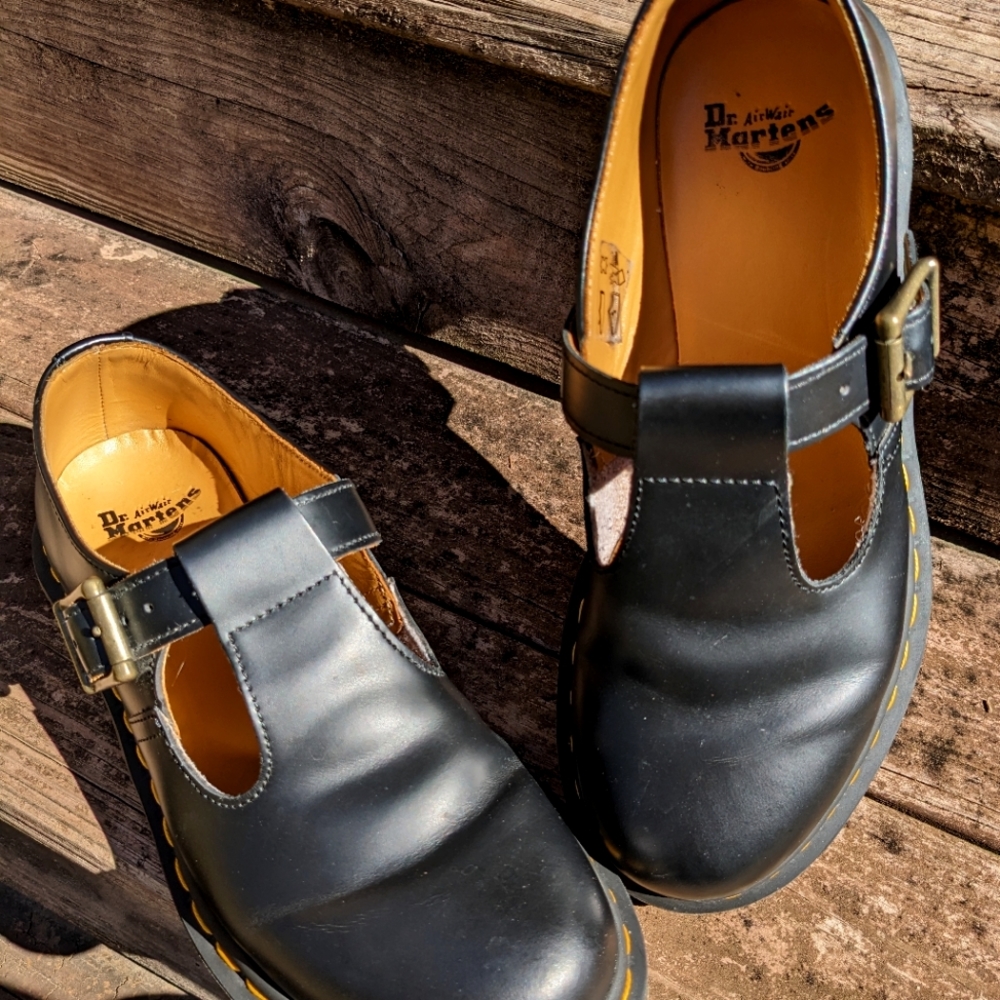 Dr. Marten Polley Smooth Mary Janes
